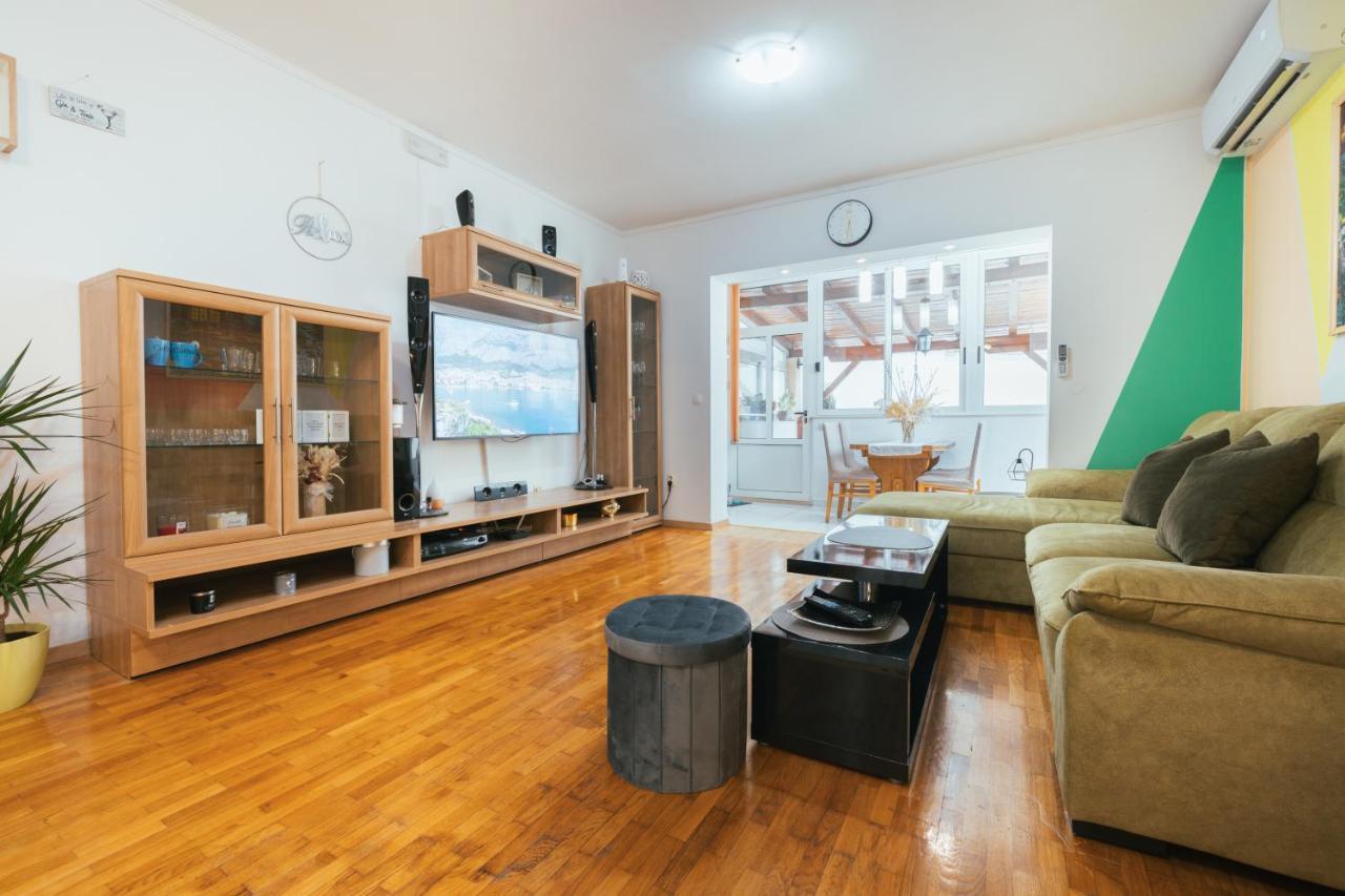 מאקרסקה Apartman Kristina מראה חיצוני תמונה
