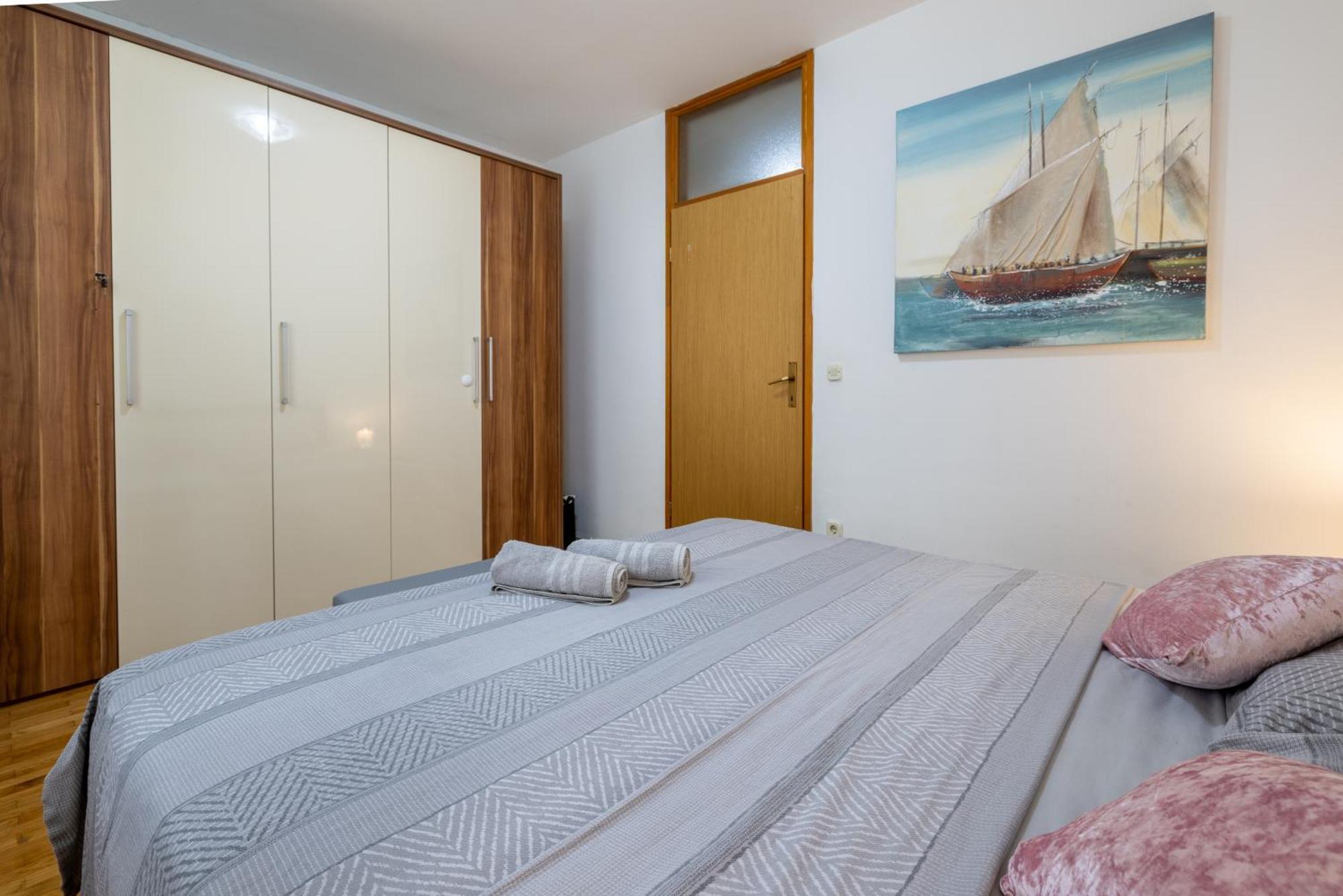 מאקרסקה Apartman Kristina מראה חיצוני תמונה