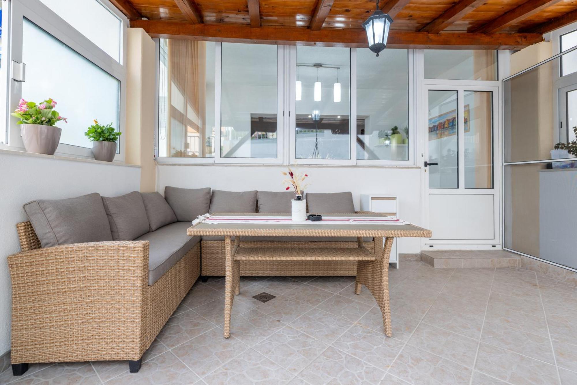 מאקרסקה Apartman Kristina מראה חיצוני תמונה